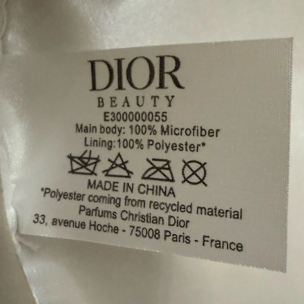 Dior Silver Round Pouch Vanity New Authentic - Picture 13 of 17